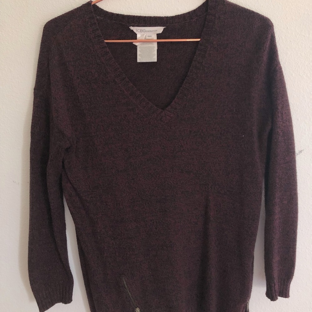Super comfy sweater in great condition